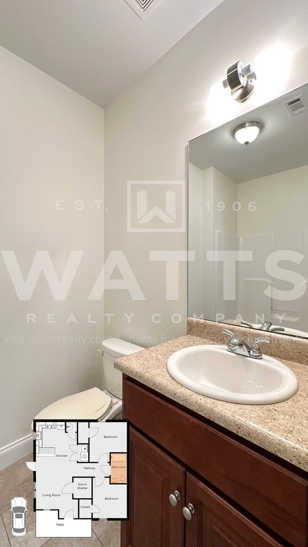 Building Photo - 2 Bedroom Duplex in Shadow Brook Community