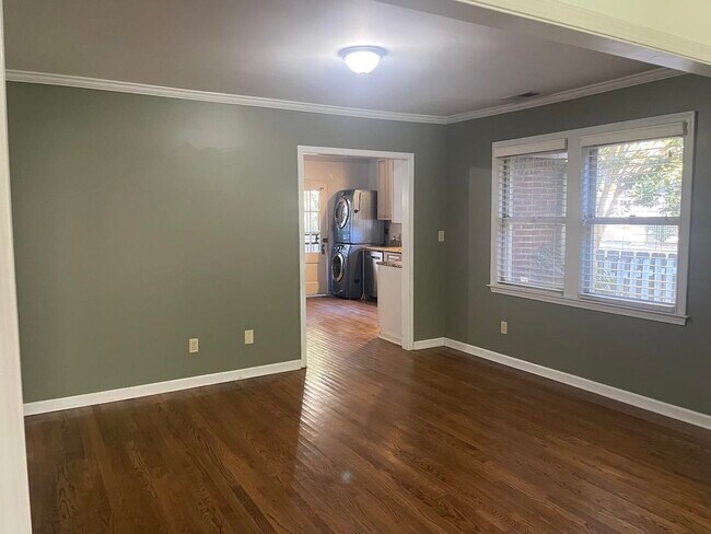 Building Photo - 3320 Central Ave