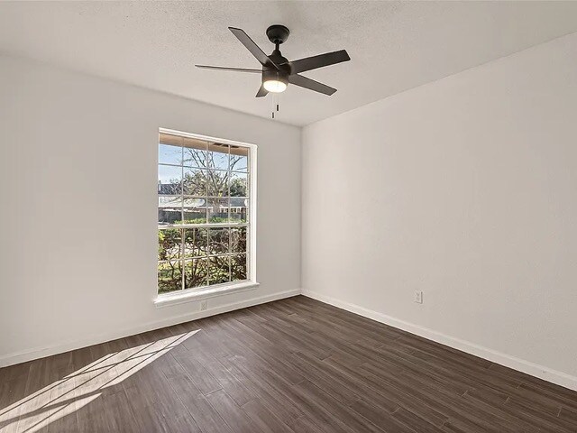 Building Photo - 10918 Gulf Bridge Ct