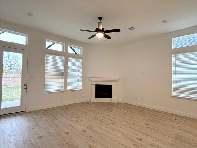 Building Photo - 15310 Spanish Ranchos Wy