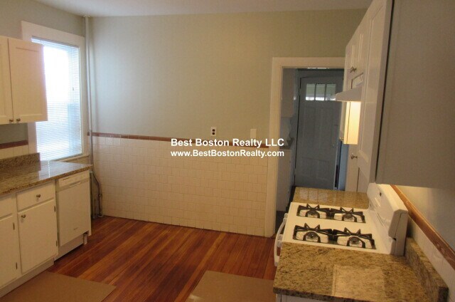 Building Photo - 106 Highland Ave