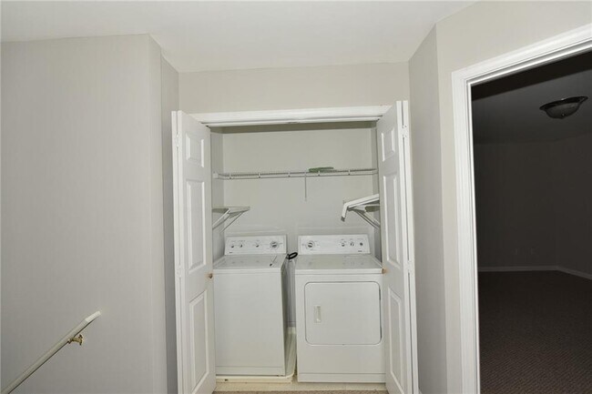 Building Photo - 3546 Spring View Ct