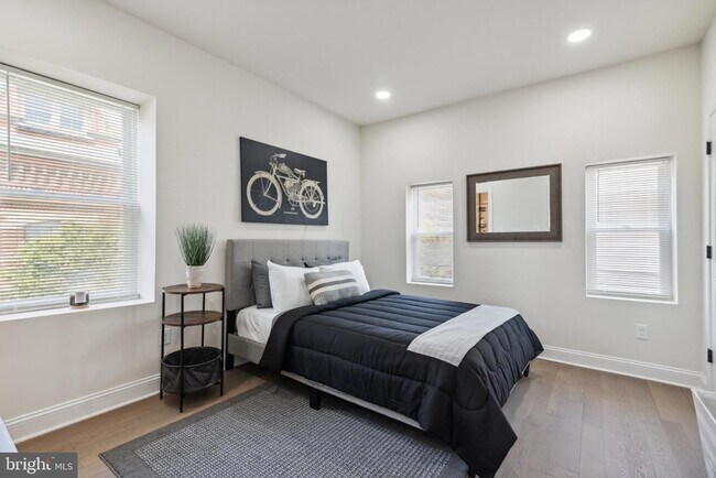 Building Photo - 1215 S 23rd St