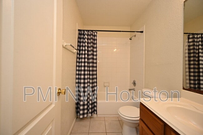 Building Photo - 12518 Sterlingstone Dr