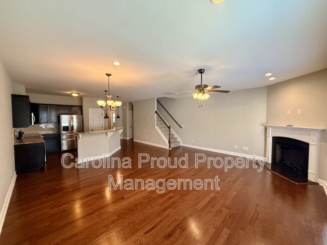 Building Photo - 1808 Fox Den Way