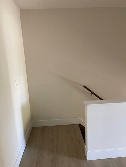 Building Photo - 4231 Otter Creek Dr