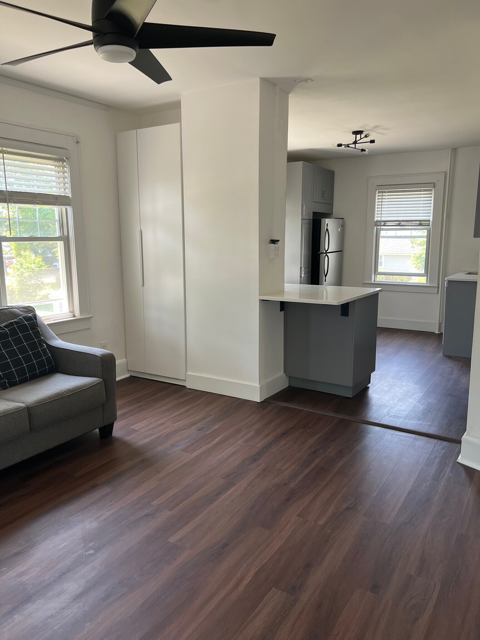 Building Photo - 130 Hamilton St