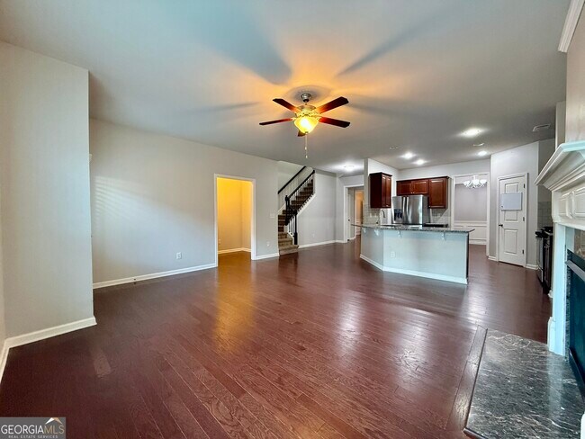 Building Photo - 5115 Breezewood Cir