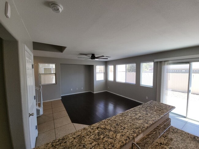 Building Photo - 8253 W Wildwood Glen Dr