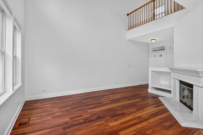 Building Photo - 207 Tanglewood Dr