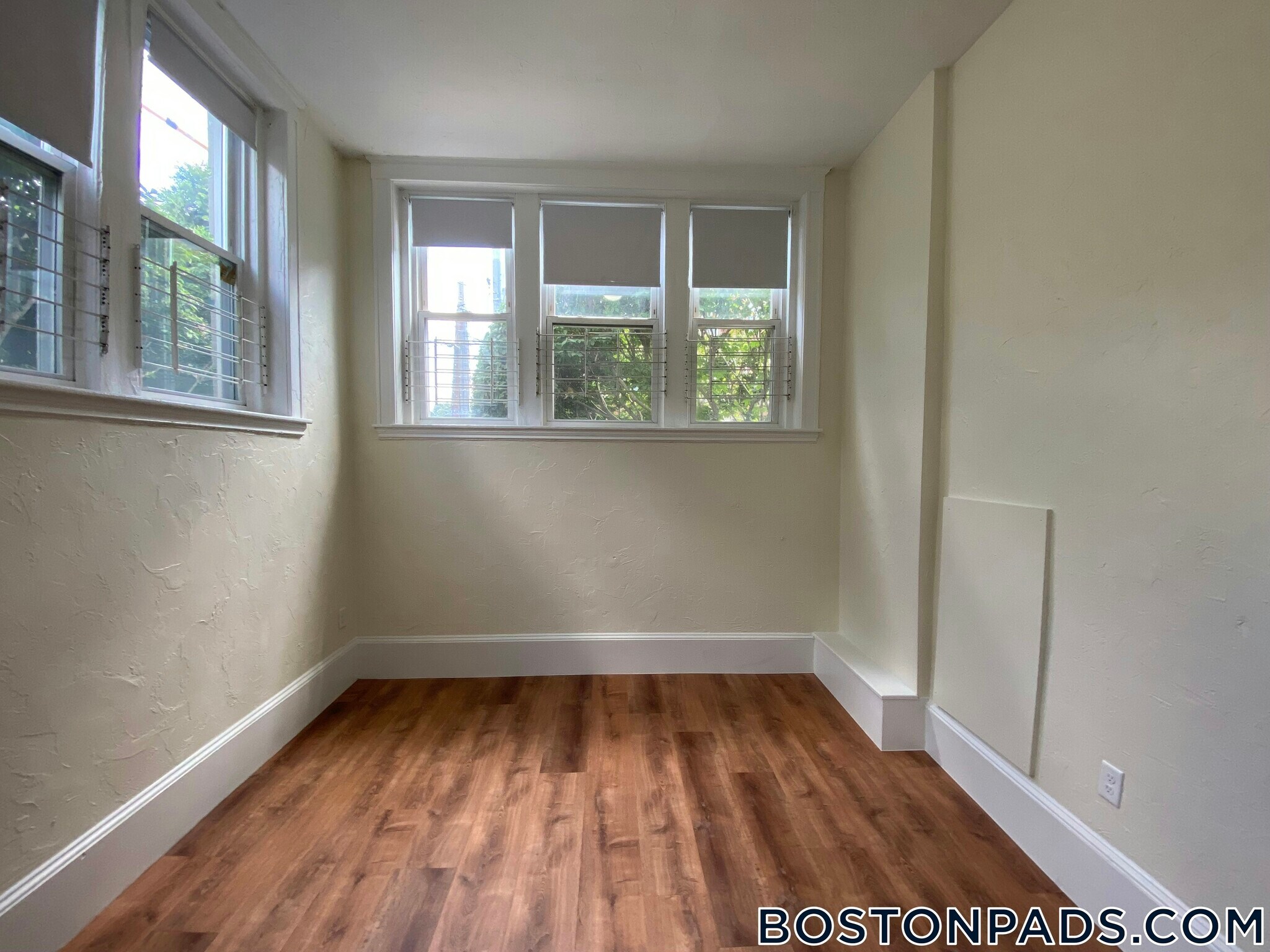 Building Photo - 99 Brainerd Rd