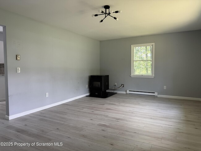 Building Photo - 149 Schlittler Rd