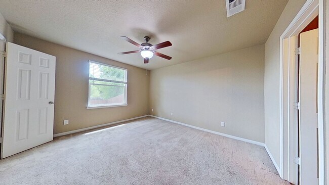 Building Photo - NO JUNE RENT + $1,395 RENT DUPLEX IN HARKER HEIGHTS!