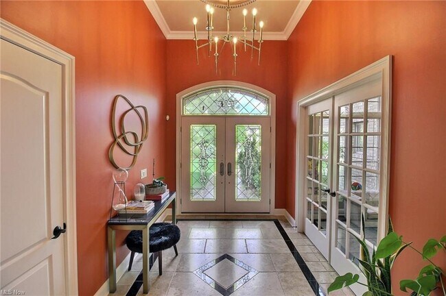 Building Photo - 40 Hamlet Ct