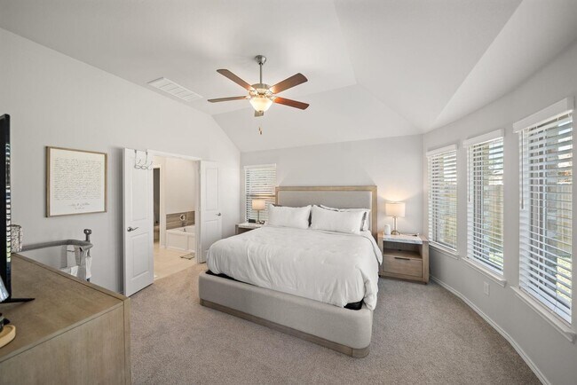 Building Photo - 752 Washita Fls Ln