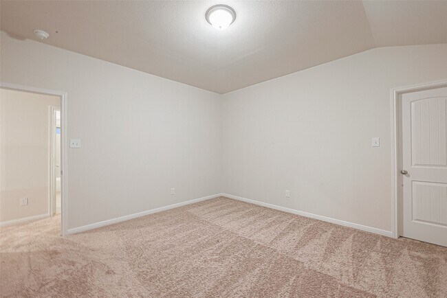 Building Photo - 8014 Fijian Cypress Dr