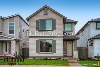 Building Photo - Brand-New Luxury Living Near Butternut Creek Park!