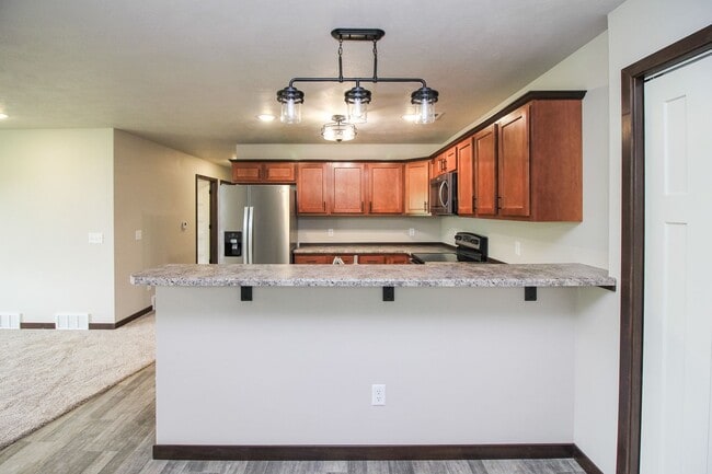 Building Photo - Brand New 3 bed 2 bath in Tea