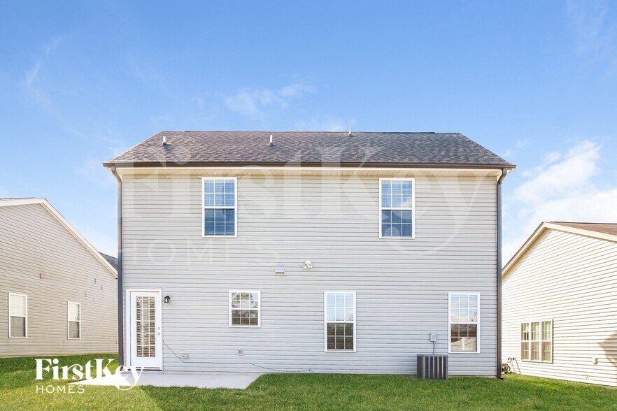 Building Photo - 5699 Misty Hill Cir