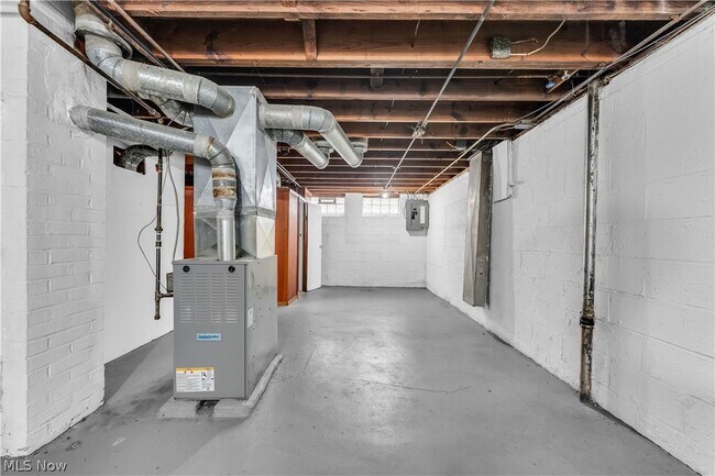 Building Photo - 15024 Judson Dr
