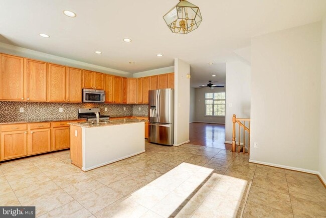 Building Photo - 6388 James Harris Way