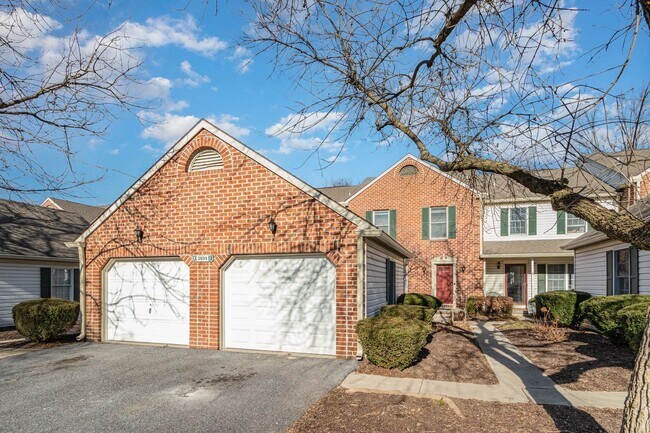 Building Photo - 2039F Raleigh Rd