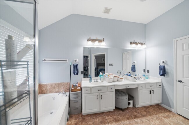 Building Photo - 4910 Ivory Meadows Ln