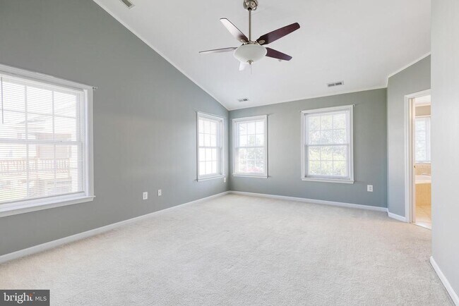 Building Photo - 2459 Cheyenne Dr