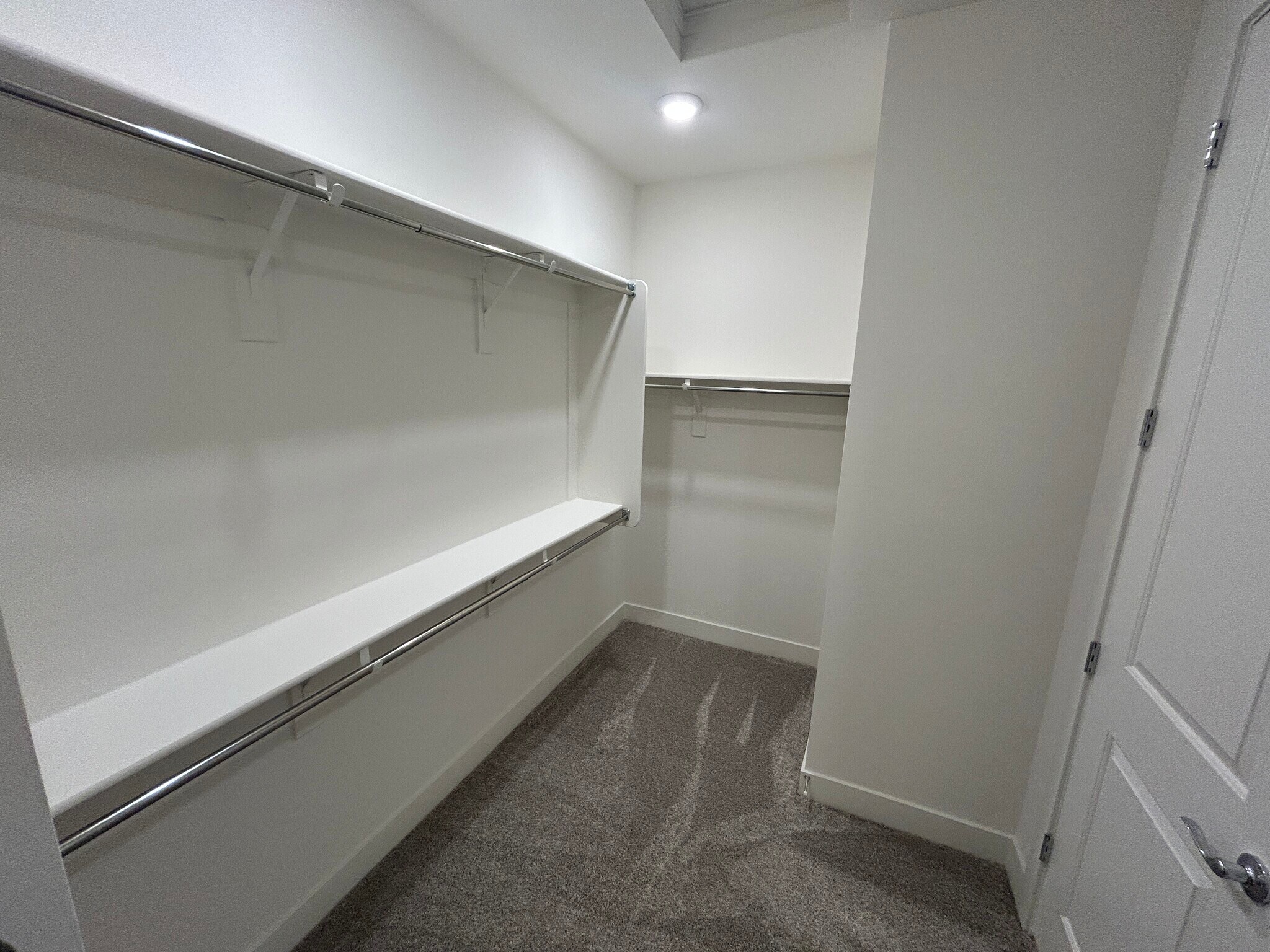 Building Photo - 2121 W Sonoran Desert Dr