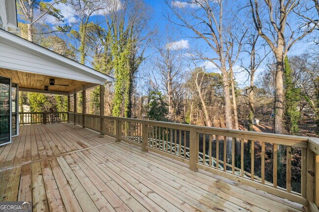 Building Photo - 3784 Pine Needle Dr NW