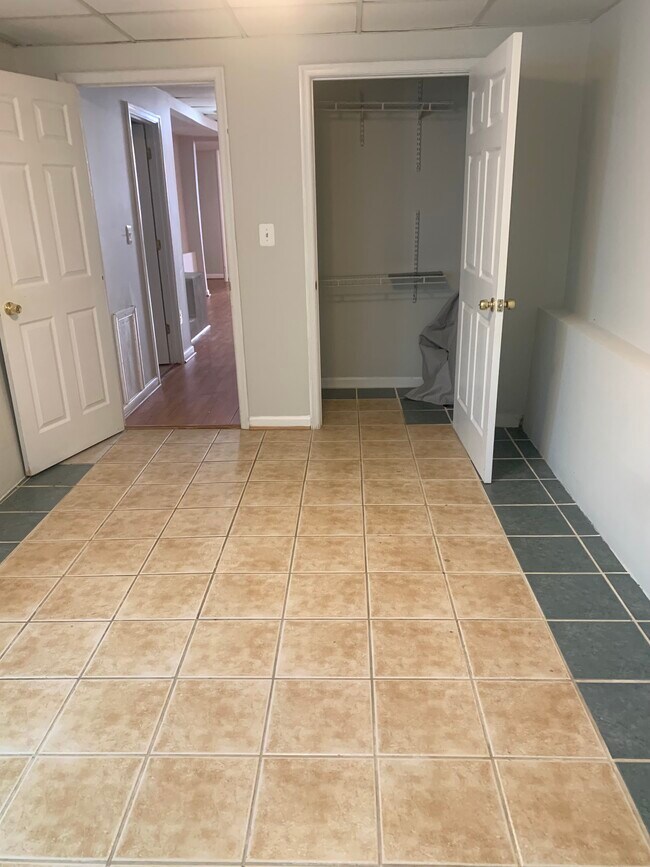 Building Photo - 1506 Columbia Rd NW