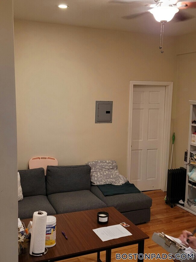 Building Photo - 1189 Commonwealth Ave