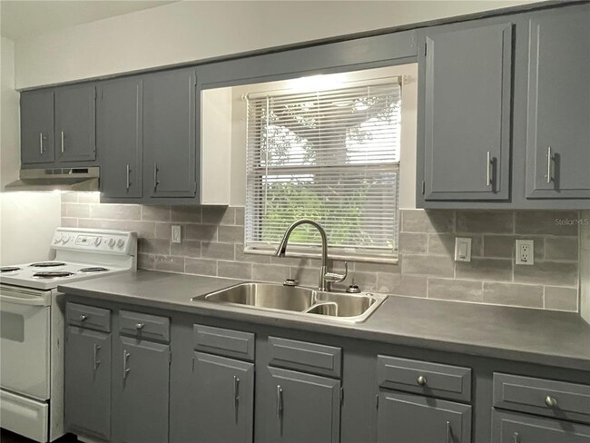 Building Photo - 4622 Dimbath Dr