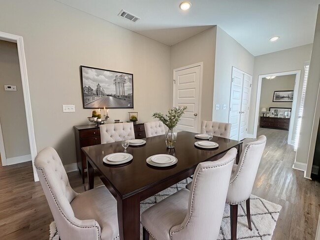 Building Photo - 36 Grove Cir