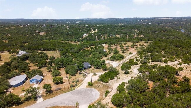 Building Photo - 2591 Spring Valley Dr