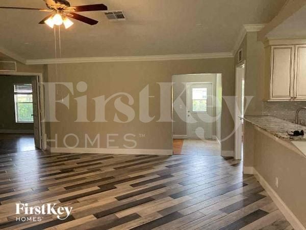 Building Photo - 1508 SW 28th Terrace