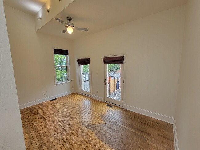 Building Photo - 255 10th St NE