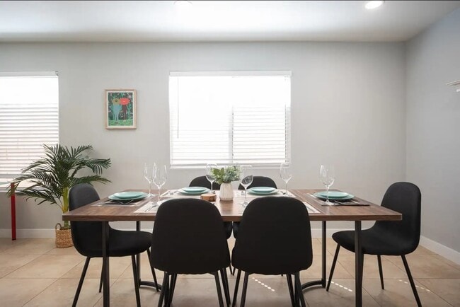 Building Photo - 8322 Montgomery St