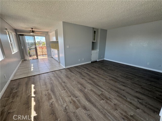 Building Photo - 1236 W 8th St