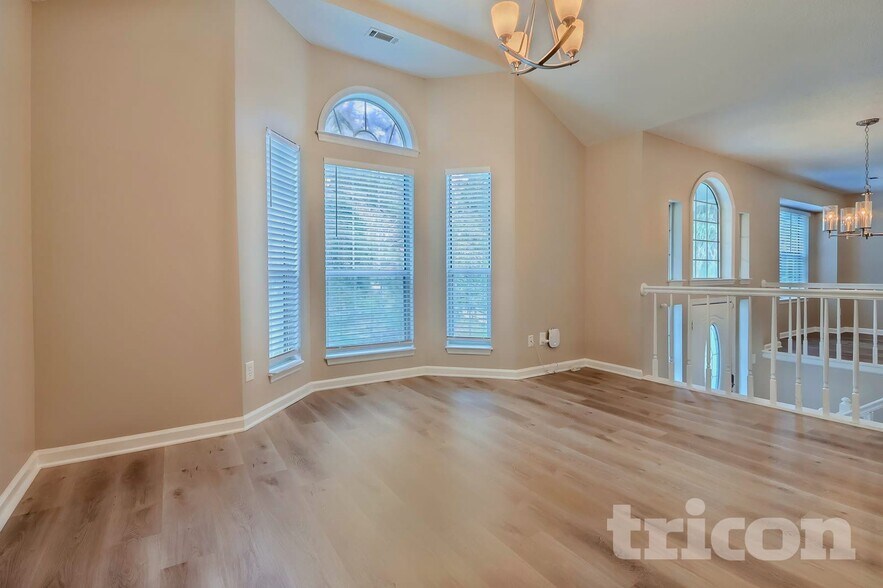 Building Photo - 56 Park Timbers Dr