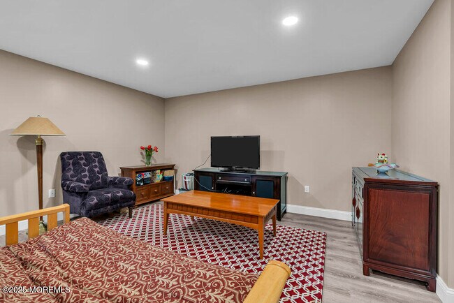 Building Photo - 26 Malcolm Way