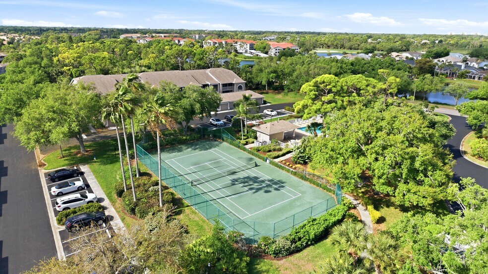 Building Photo - 8951 Veranda Way