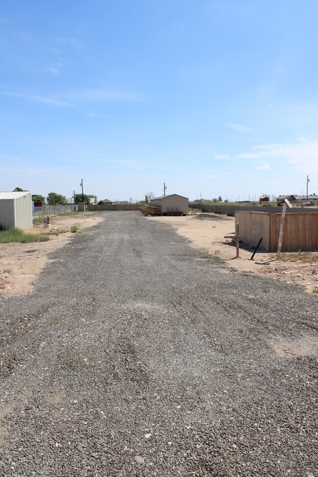 Building Photo - 3958 FM 866