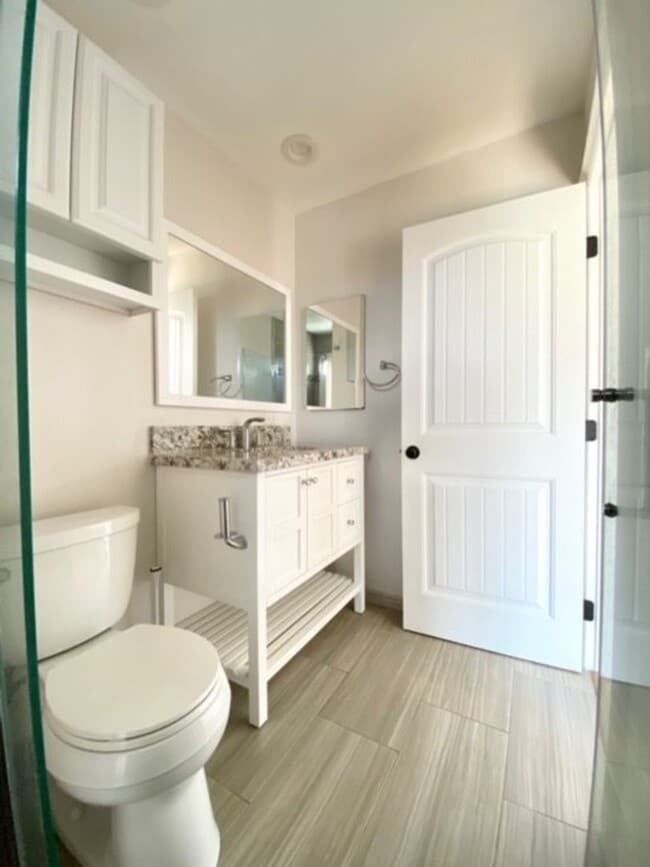 Building Photo - 3 Bedroom 2 Bath with View! (USD / Linda V...