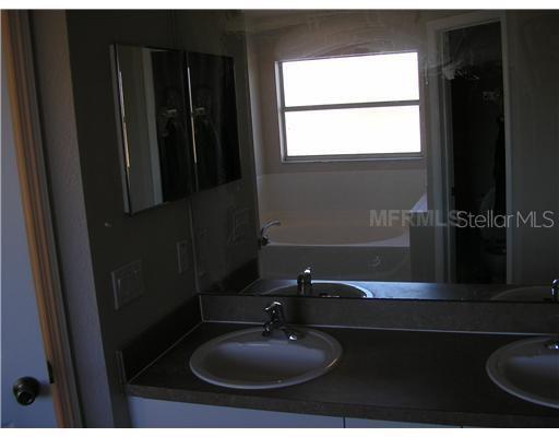 Building Photo - 223 Grouper Ct