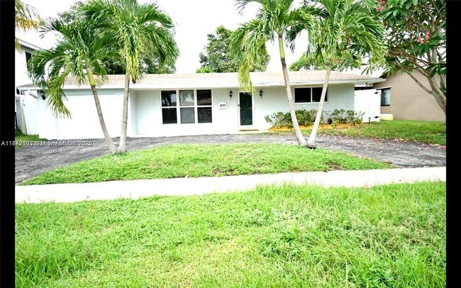 Primary Photo - 4721 W Park Rd