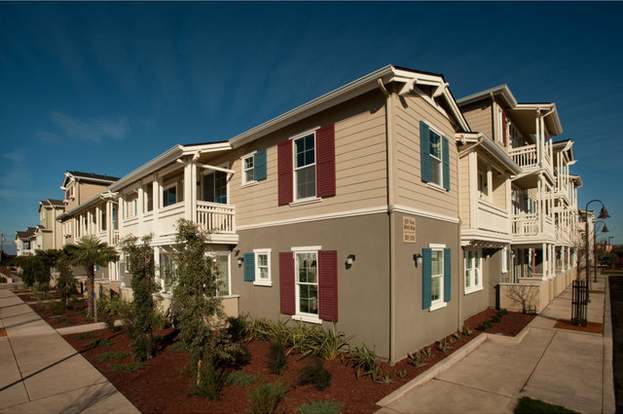 Building Photo - 643 Turnbuckle Dr