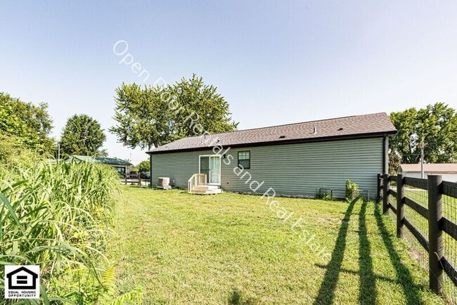 Building Photo - 3420 S 1075 E