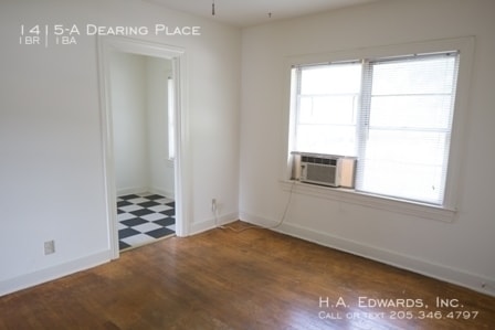 Building Photo - 1415 Dearing Pl