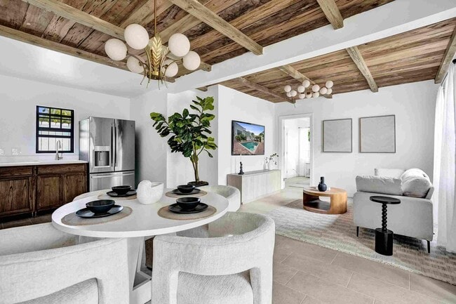 Building Photo - 435 35th St